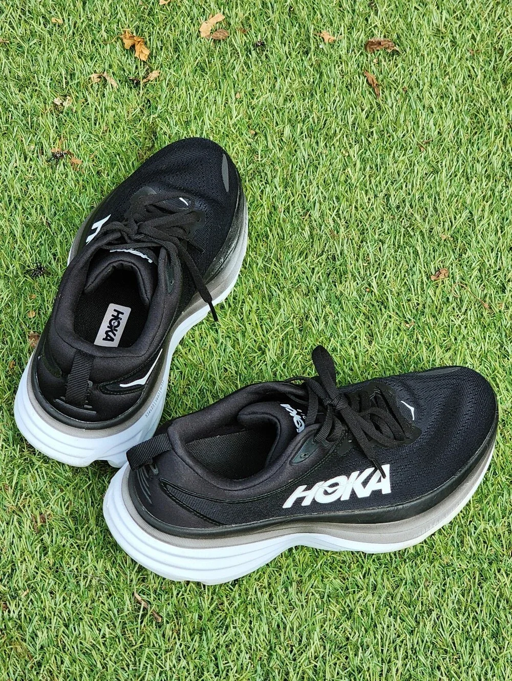 HOKA BONDI 8 - Womens Athletic Shoes - SIZE 8B
